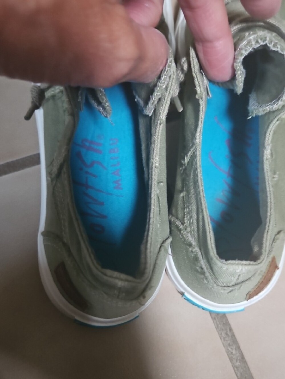 Casual Olive Green Women's Canvas Sneakers - Picture 6 of 8